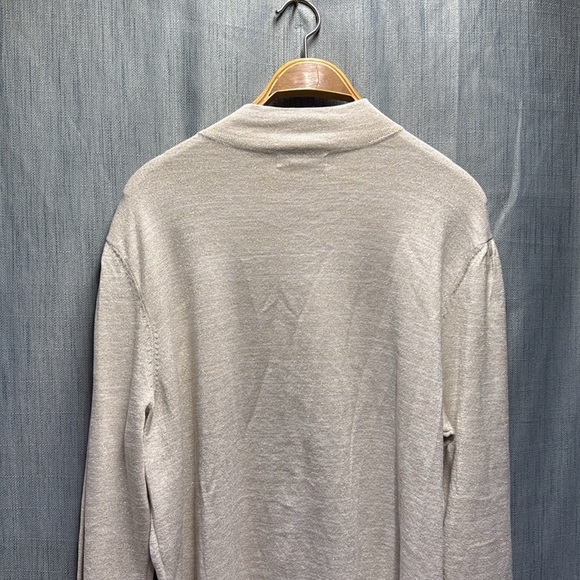 🇺🇸 Liz Claiborne gold stitch Cream Button-Shoulder Sweater size 2X - Picture 9 of 10